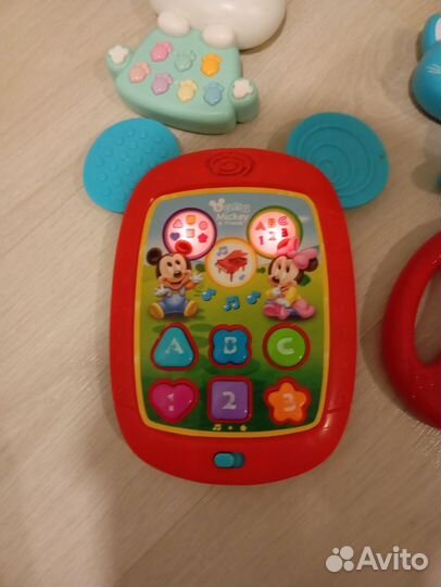 Развивающие игрушки музыкальные