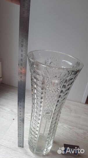 Ваза хрустальная высокая
