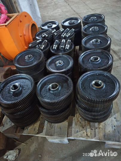 Редуктор тсн 00.760 (запчасти)