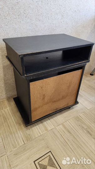 Тумба под телевизор