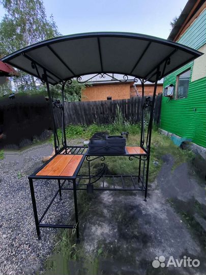 Классный мангал с крышей (навесом)