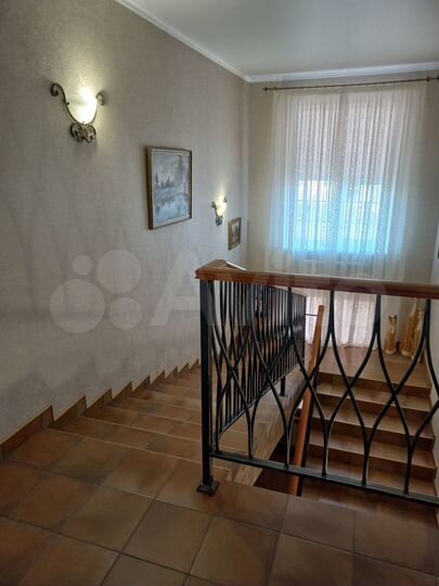 Дом 408 м² на участке 15 сот.