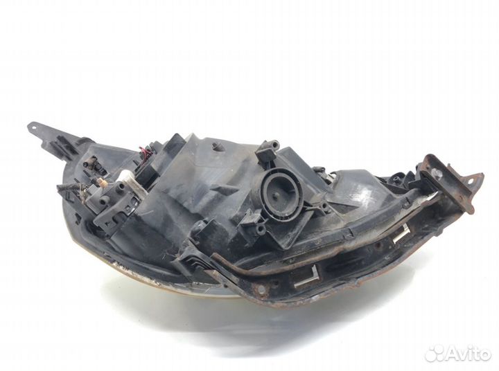 Фара Honda Jazz (2002-2008)