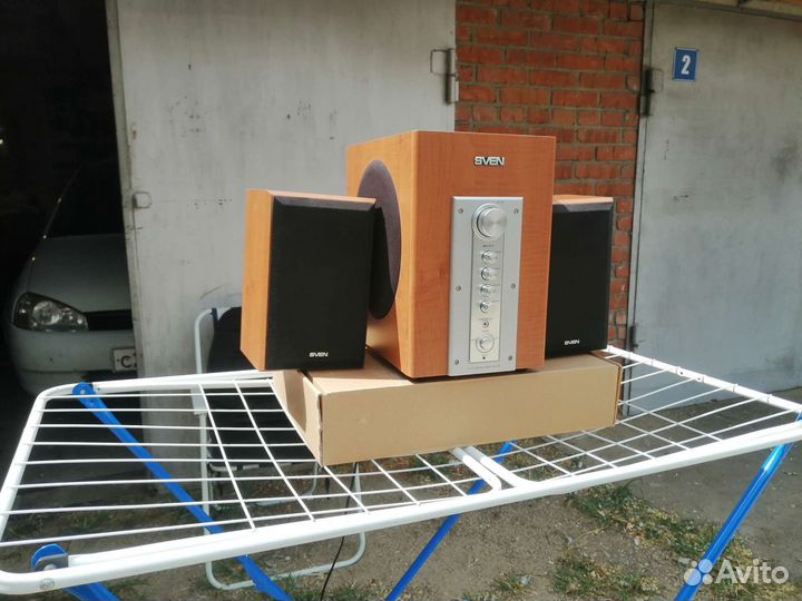 Колонки для компьютера 2.1