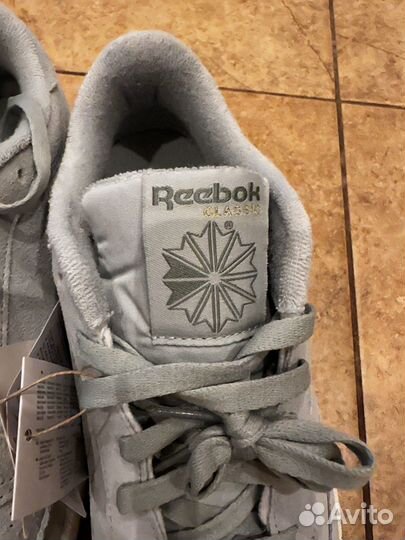 Кроссовки reebok classic оригинал 9,5 us