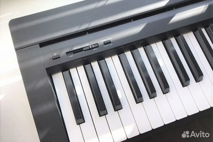 Цифровое пианино Yamaha p45b