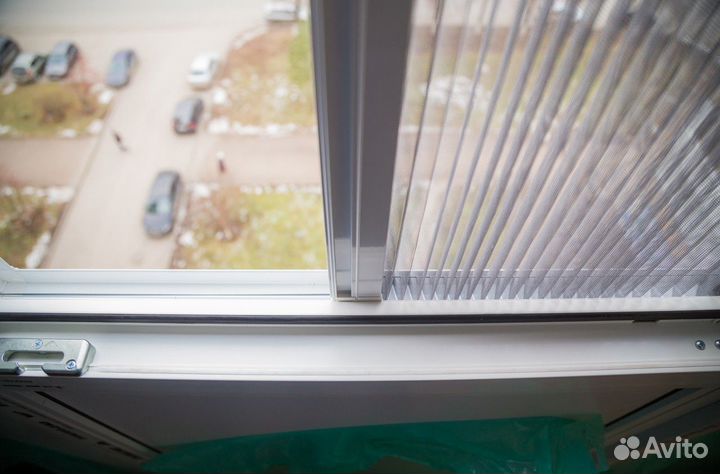 Москитные сетки плиссе на окна и двери