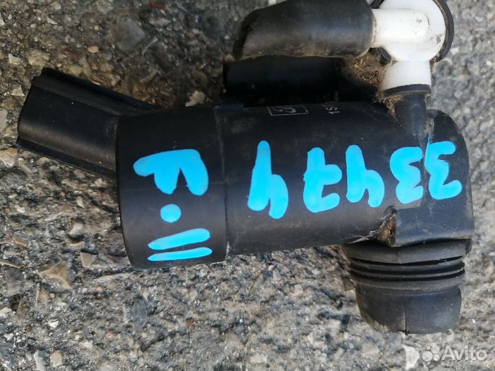 Насос омывателя лобового стекла Ford Focus 2