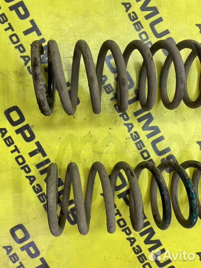 Задние пружины Audi 80 B4