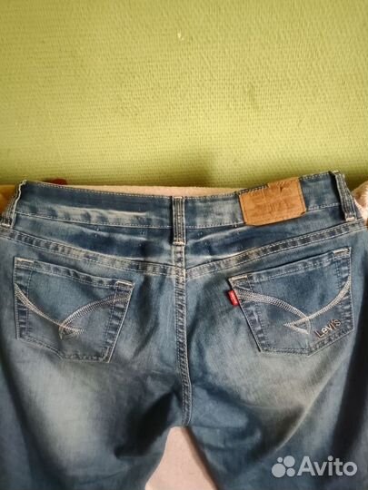 Levis джинсы с биркой