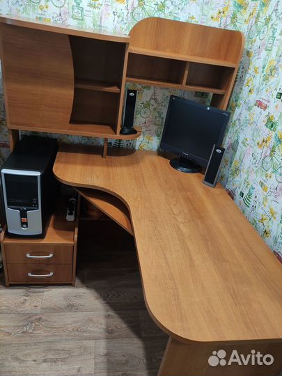 Компьютерный стол бу