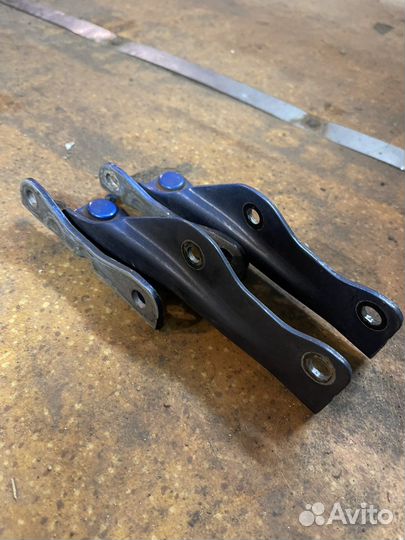 Петли капота subaru impreza/wrx/sti GD