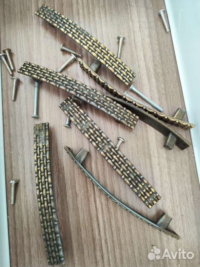 Мебельные ручки