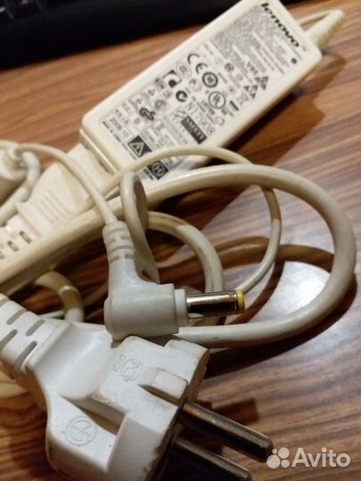 Блок питания для ноутбука Lenovo N17908