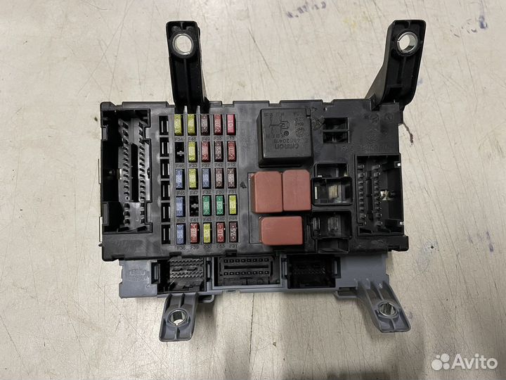 Блок предохранителей Fiat Albea 2002-2012