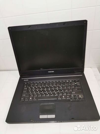 Ноутбук toshiba