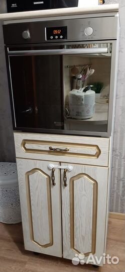 Кухонный гарнитур угловой бу