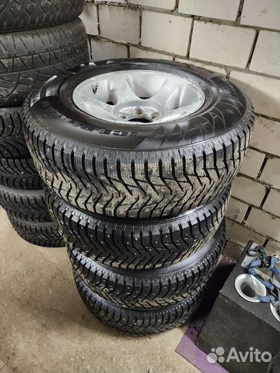 Комплект зимних колес 6 139.7 Внедорожник