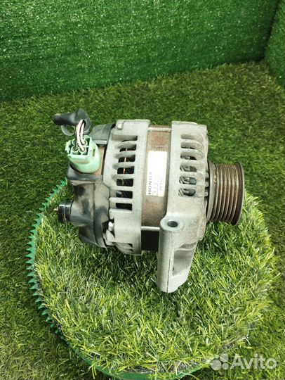 Генератор Honda Accord