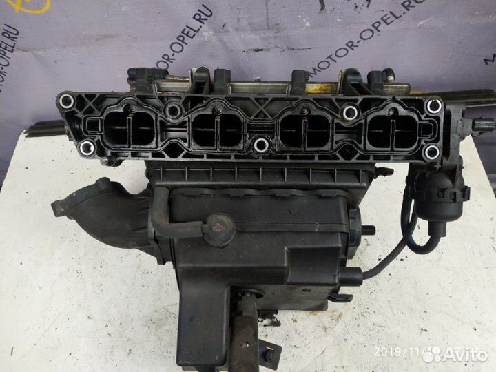 Коллектор впускной Opel Astra H Z16XER 2007