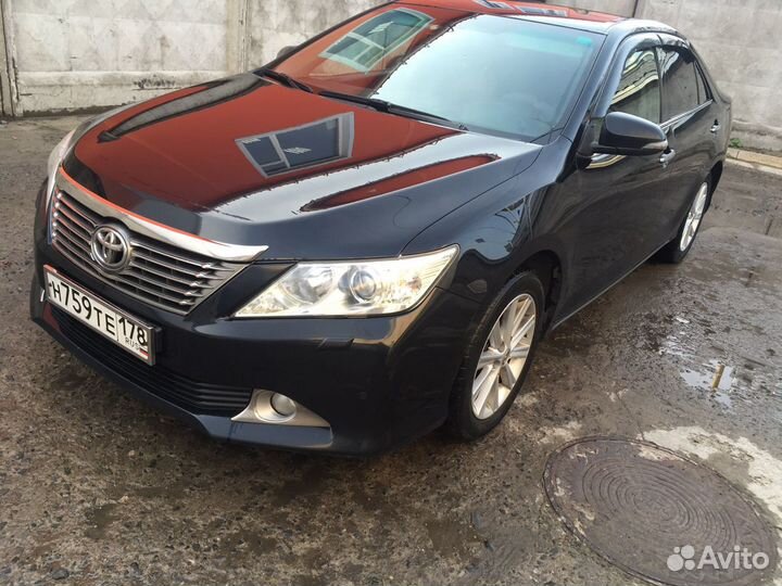 Прокат автомобиля с водителем