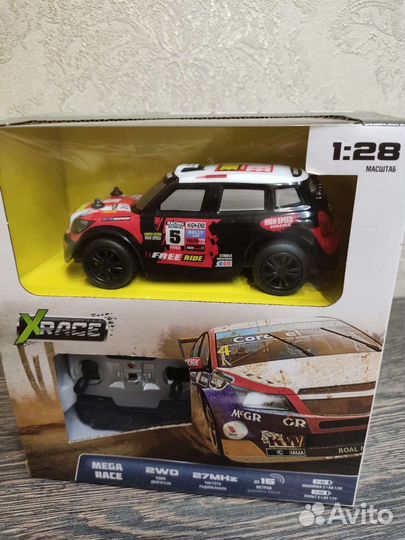 Машинка на пульте