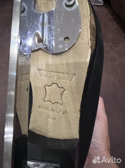 Фигурные коньки risport