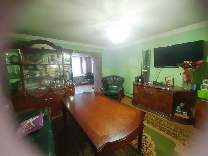 3-к. квартира, 82 м², 1/5 эт.