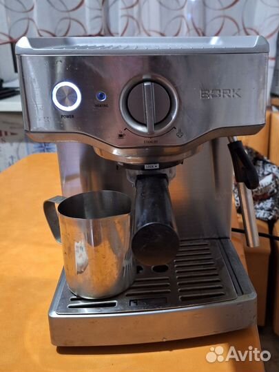 Кофеварка рожковая bork