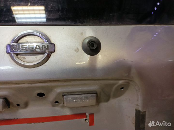 Дверь задняя багажника Nissan note e11