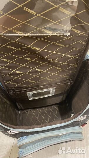 Портфель школьный отдам даром