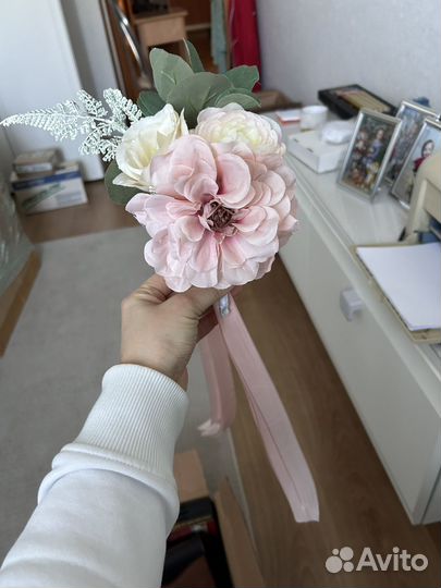 Свадебные украшения на машину