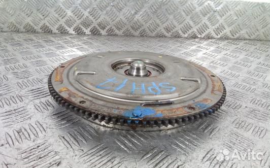 Маховик демпферный бензиновый honda civic 8 (SPH17