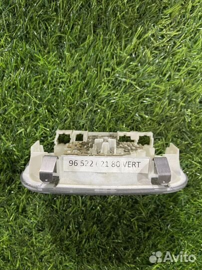 Плафон салонный Citroen C4