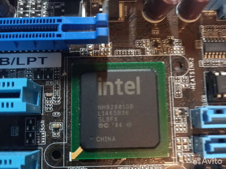 Материнская плата