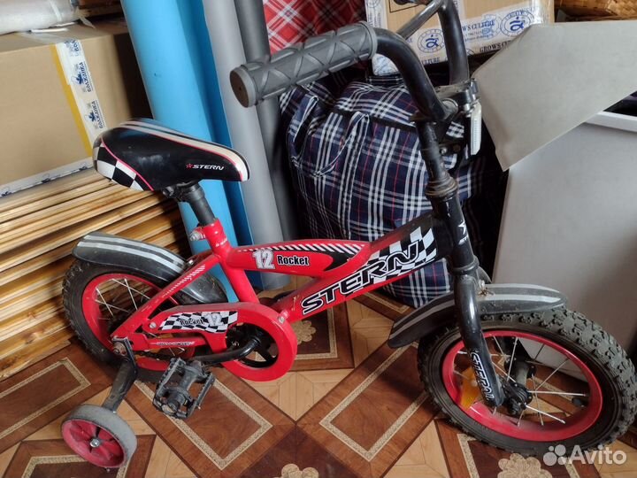 Велосипед детский Stern Rocket 12 с доп. колесами