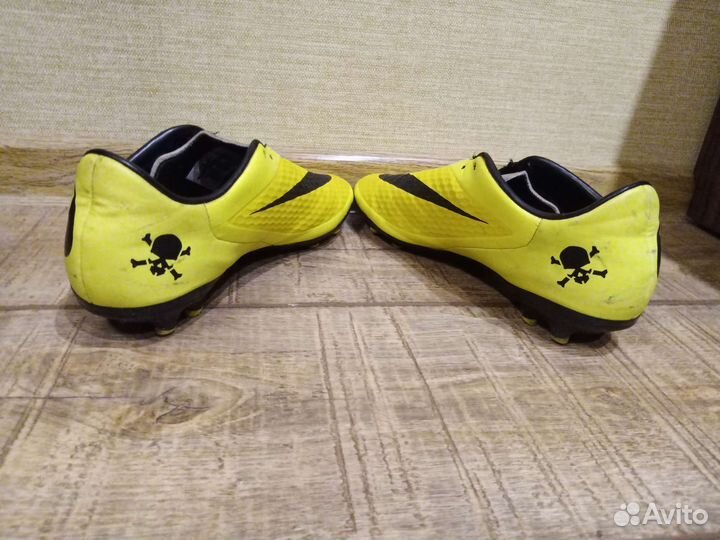 Футбольные бутсы Nike hypervenom. 42 размер