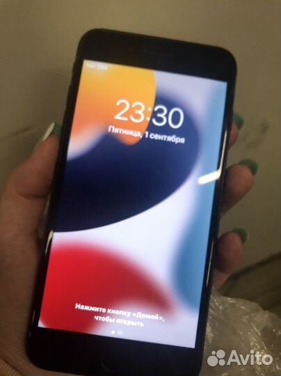 Телефон iPhone 7 plus