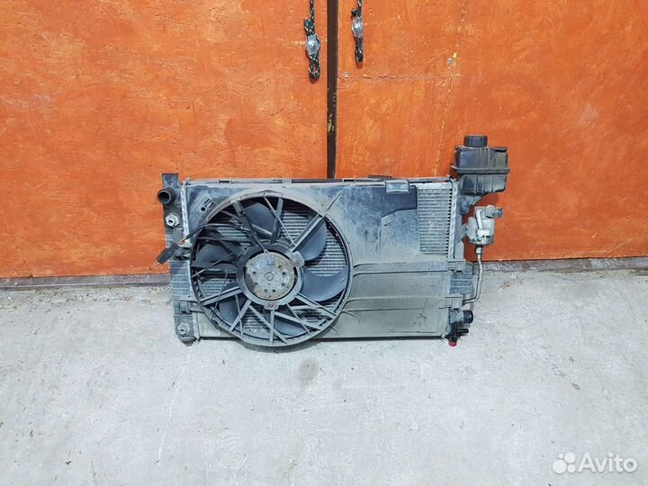 Радиатор охлаждения кондиционера Mercedes a класса