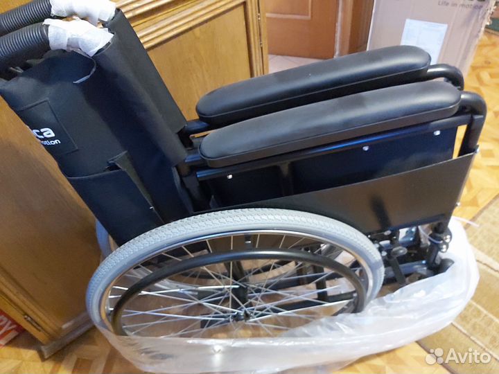 Кресло-коляска для инвалидов
