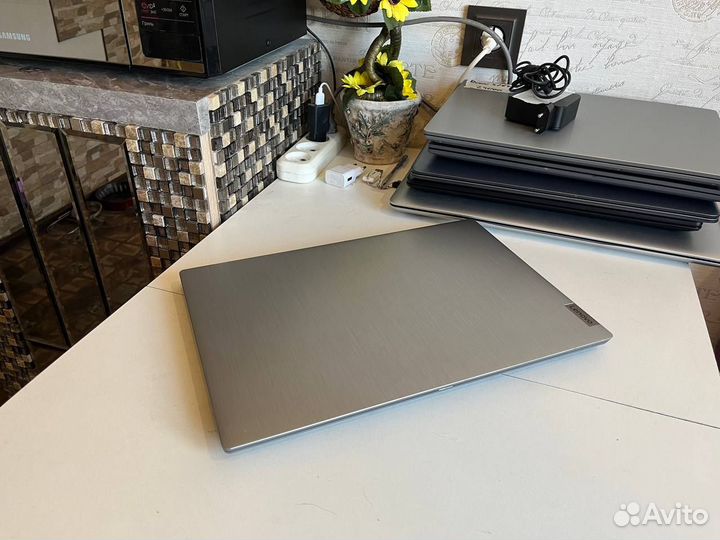 Новый игровой 10gen 8гбDDR4 SSD GeForce MX gddr5