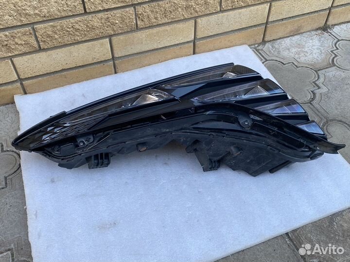 Фара дхо правая Hyundai Tucson 4 N9100