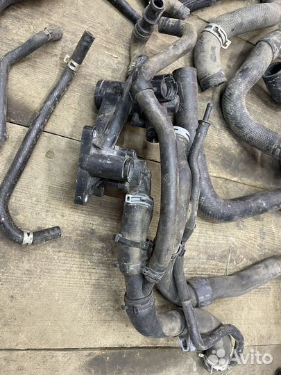 Патрубок оригинальный Toyota Rav 4