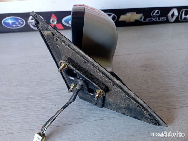 Зеркало заднего вида боковое переднее левое
