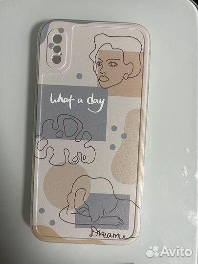 Чехлы на iPhone X/XS