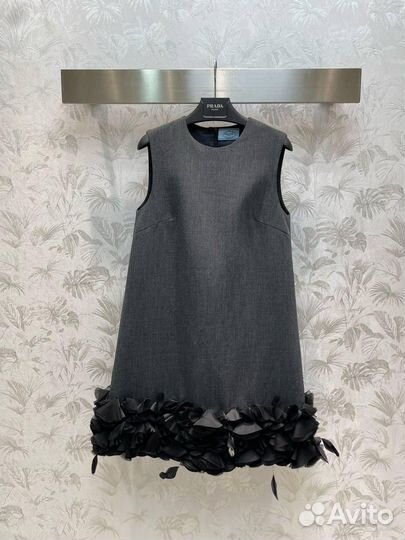 Платье prada