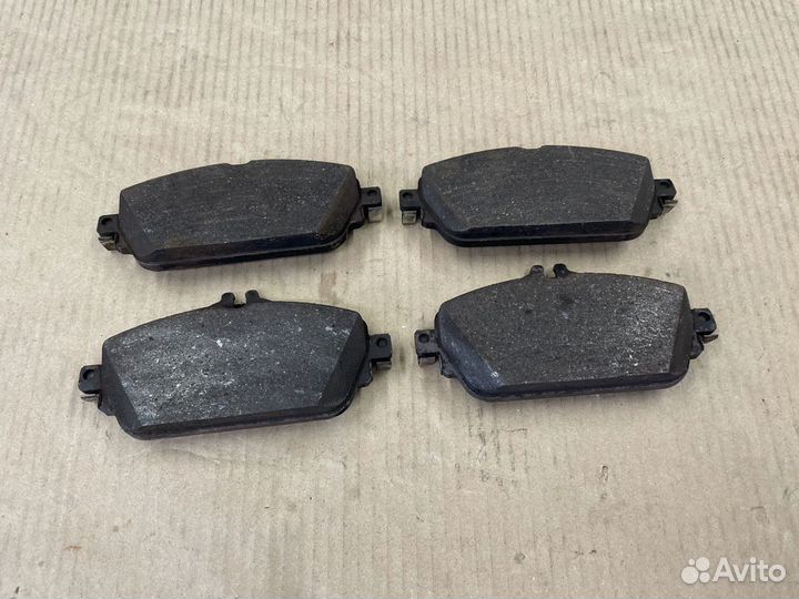 Колодки тормозные передние и задние мерседес W205