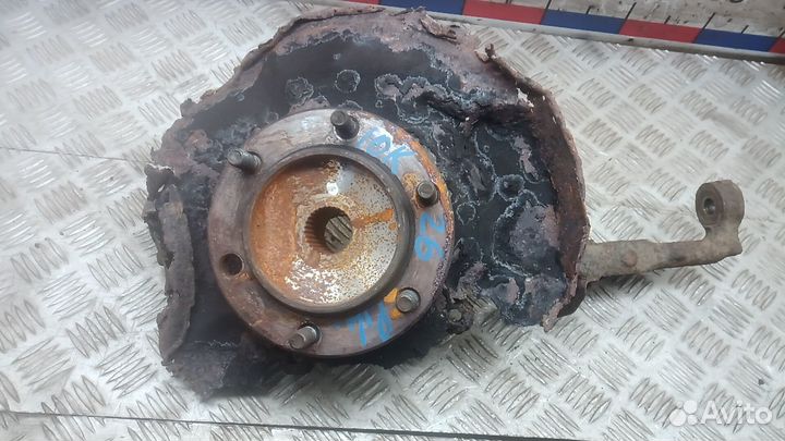Б/У Б/У Ступица передняя левая