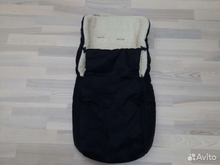Конверт в коляски на овчине. Б/у 1 зиму