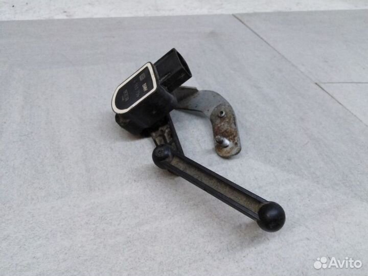 Датчик уровня подвески бмв